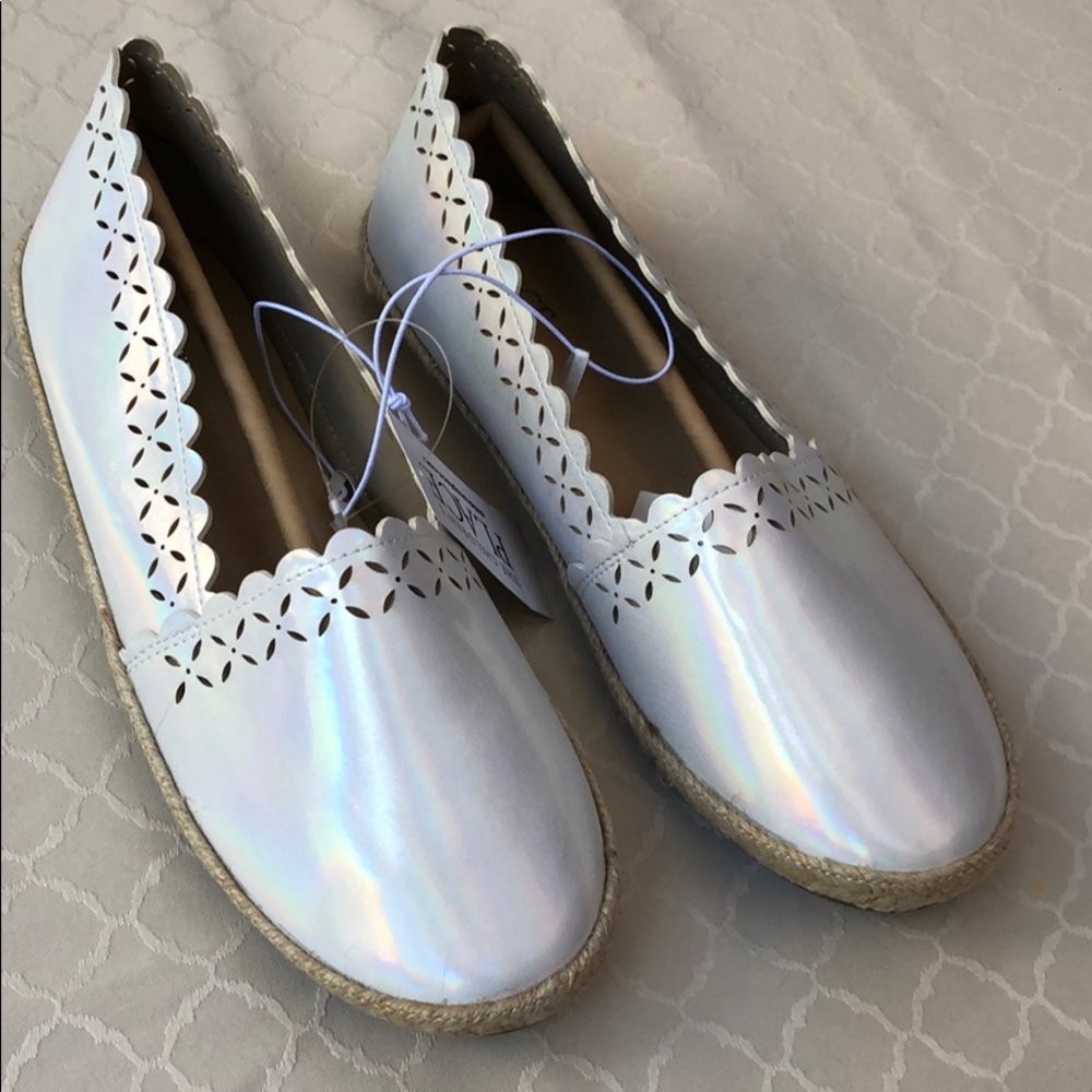 Children’s Place Girl’s Silver Shoes
